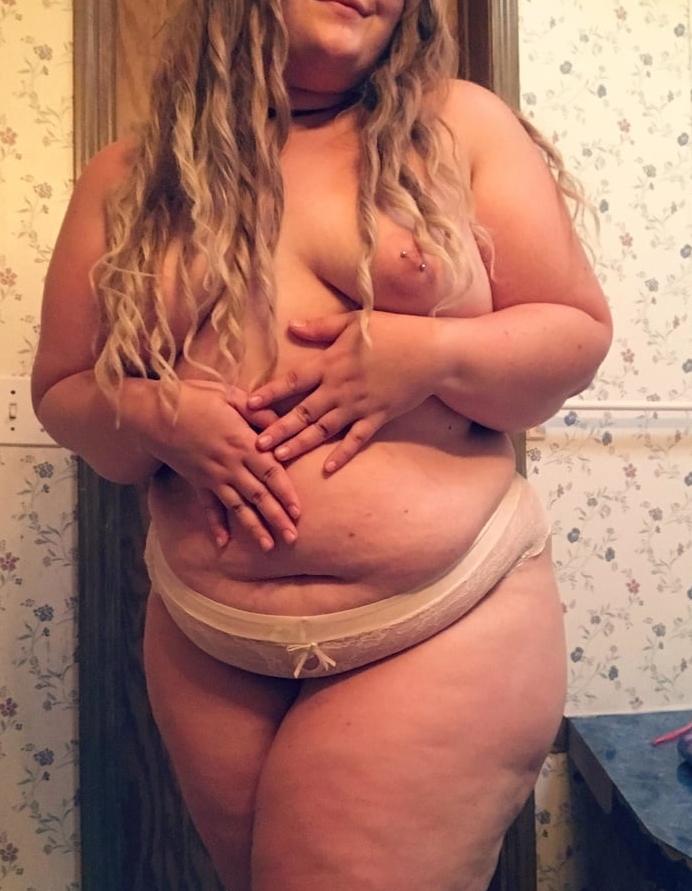 curvyLaurie 6